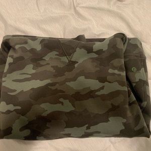 Lululemon Sweatshirt size 6